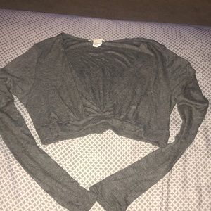 Long sleeve crop top